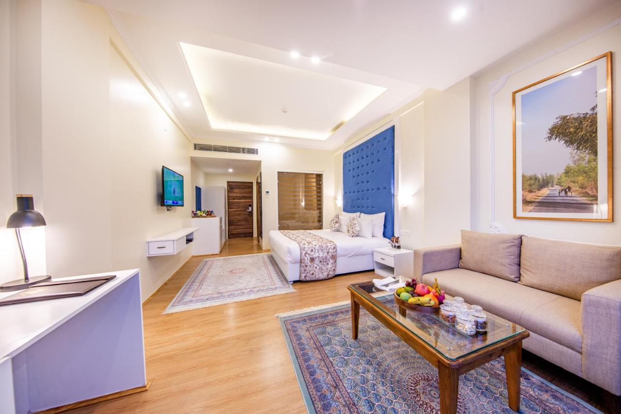Arco Hotels And Resorts Srinagar Dış mekan fotoğraf