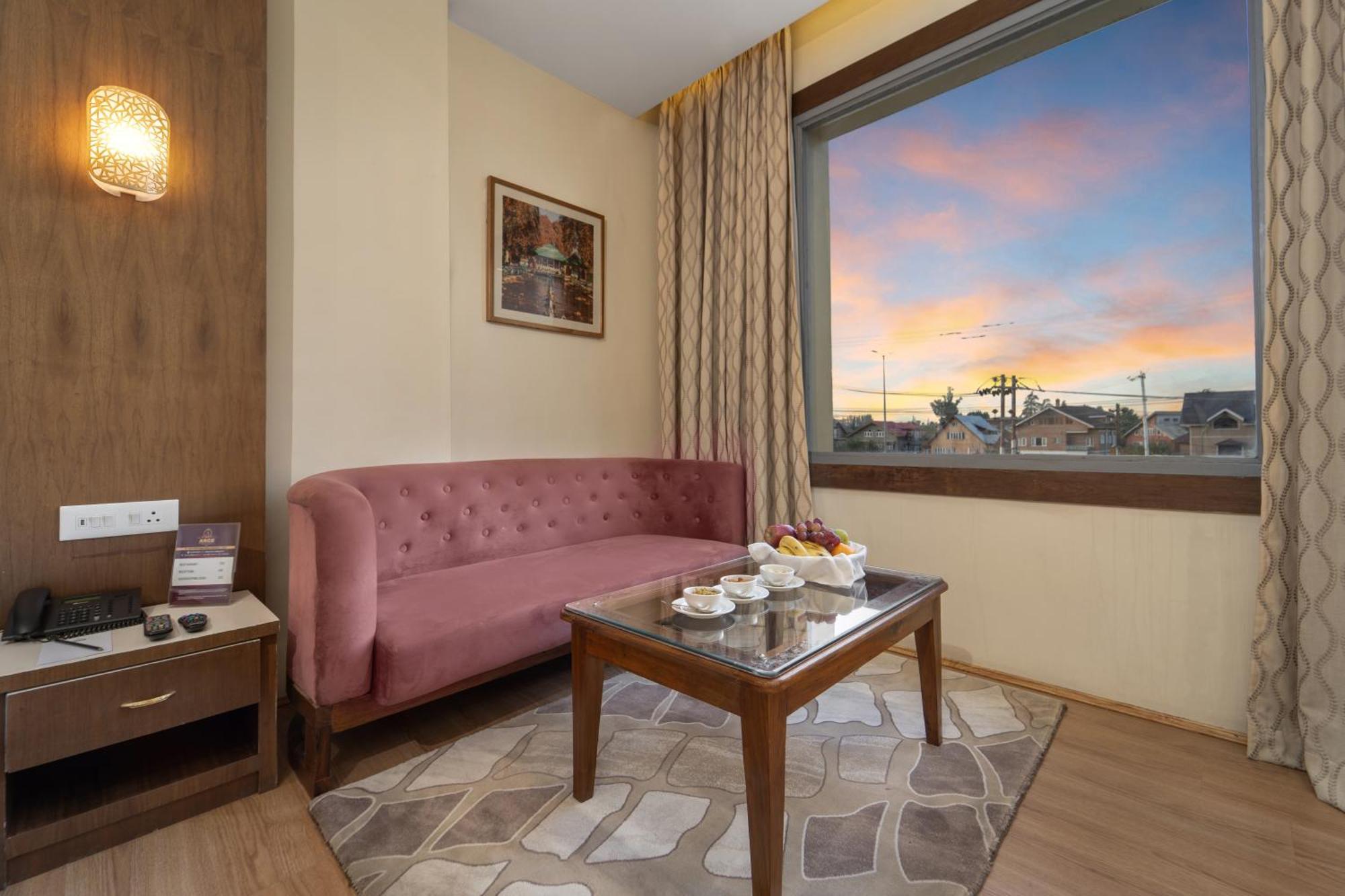 Arco Hotels And Resorts Srinagar Dış mekan fotoğraf
